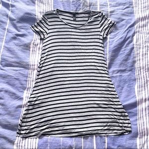 Forever 21 Gray & Black Striped T-Shirt Dress [Size S] 🖤